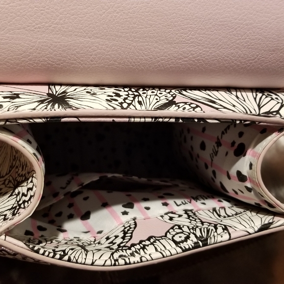 🦋 "RARE" White Monarch Butterfly Mini Backpack - Picture 9 of 12